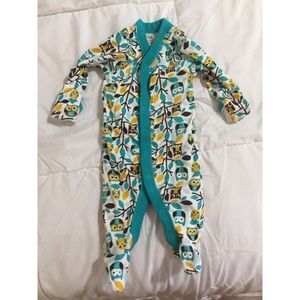 Sleep or play onesie
